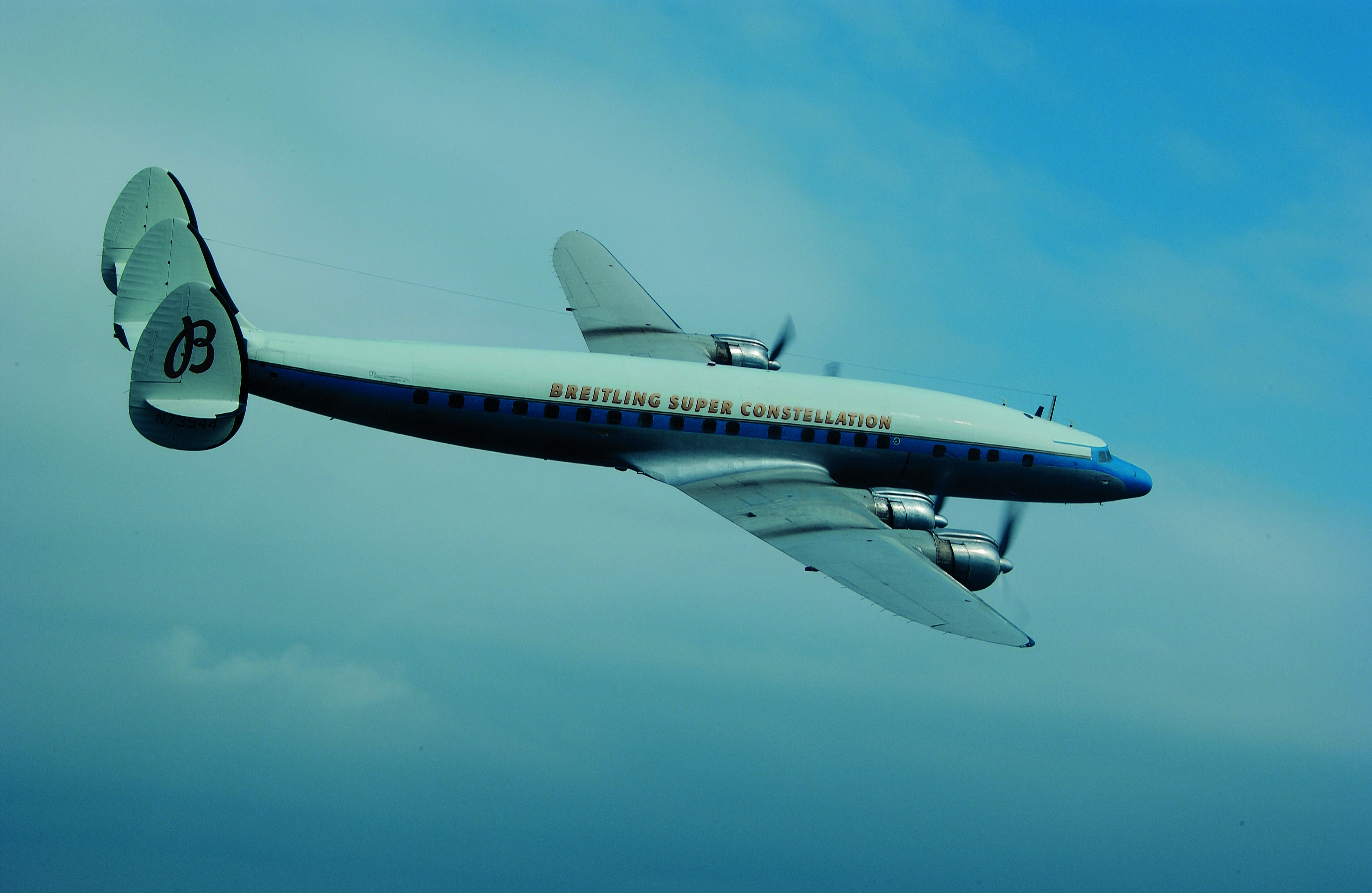 Tour du monde du DC-3 Breitling — opération médiatique mondiale
