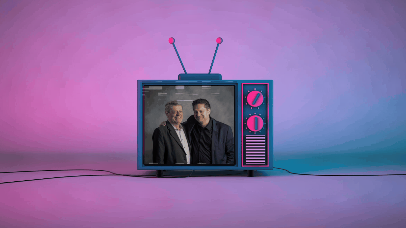 Gérard Sermier et Rohan Sant dans un téléviseur rétro — Media Impact, experts en media training